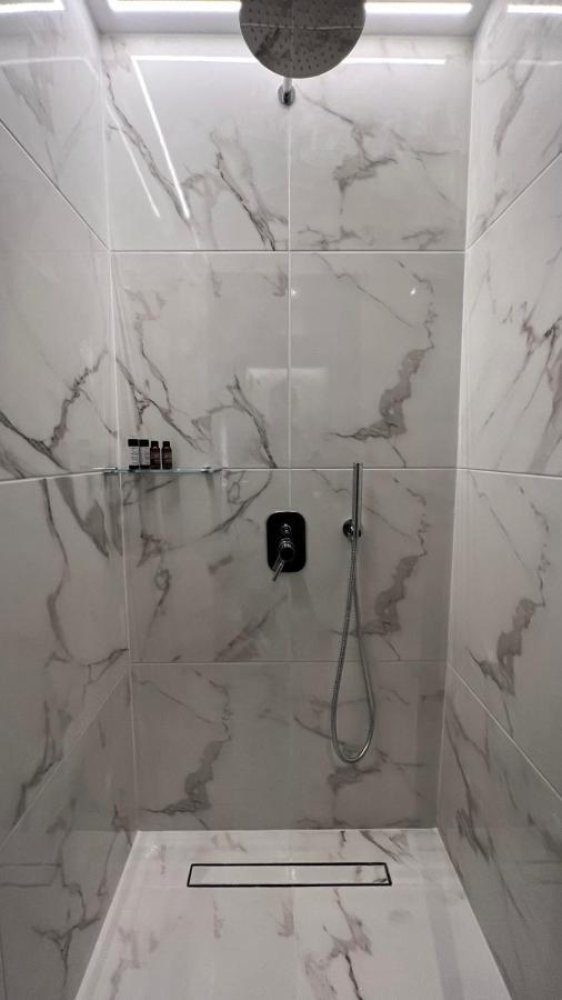 Nakos Homes Luxury Apartment-Acropolis Area เอเธนส์ ภายนอก รูปภาพ
